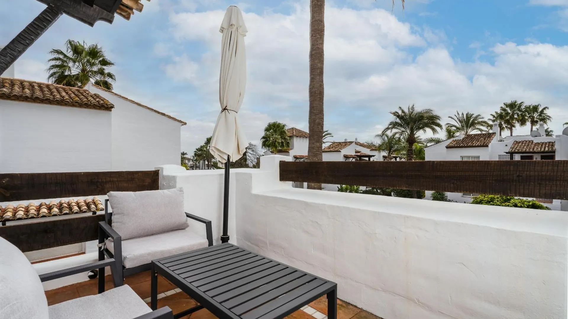 Costalita One Bedroom Apartment Estepona Spain